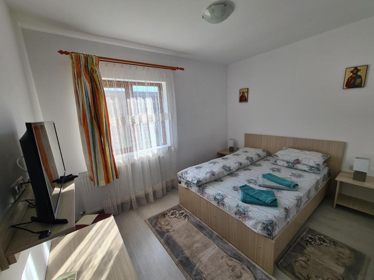 Hotel Cazare Turism Prislop à Haţeg Extérieur photo