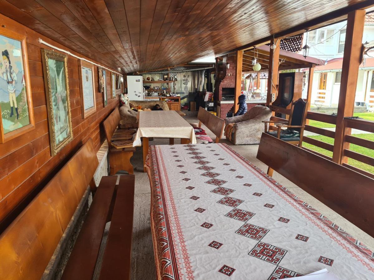 Hotel Cazare Turism Prislop à Haţeg Extérieur photo